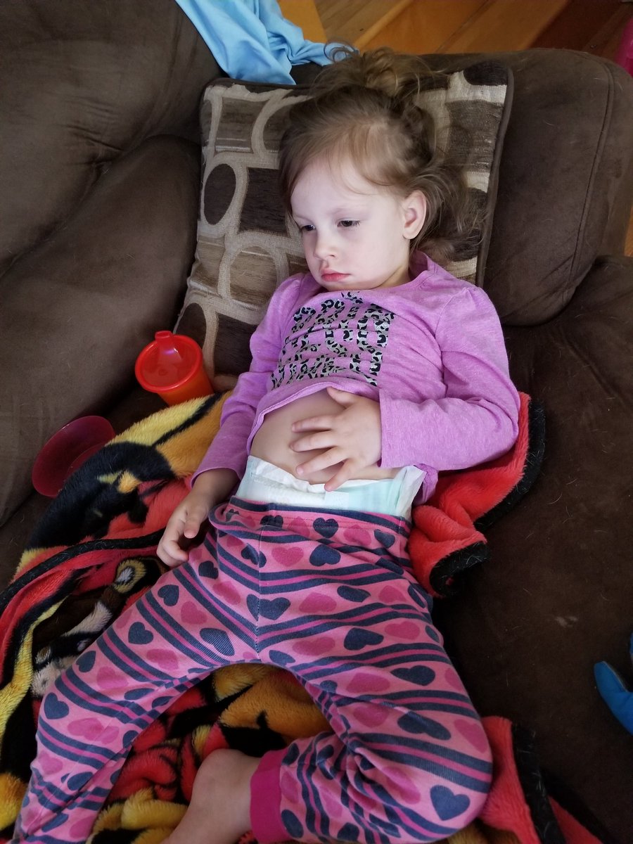 mom_average's tweet photo. Little lady doesn't feel too good. Holding her belly and telling Mommy "my belly hurt me" 😭 #gastro #momlife https://t.co/liM4eh8Ais