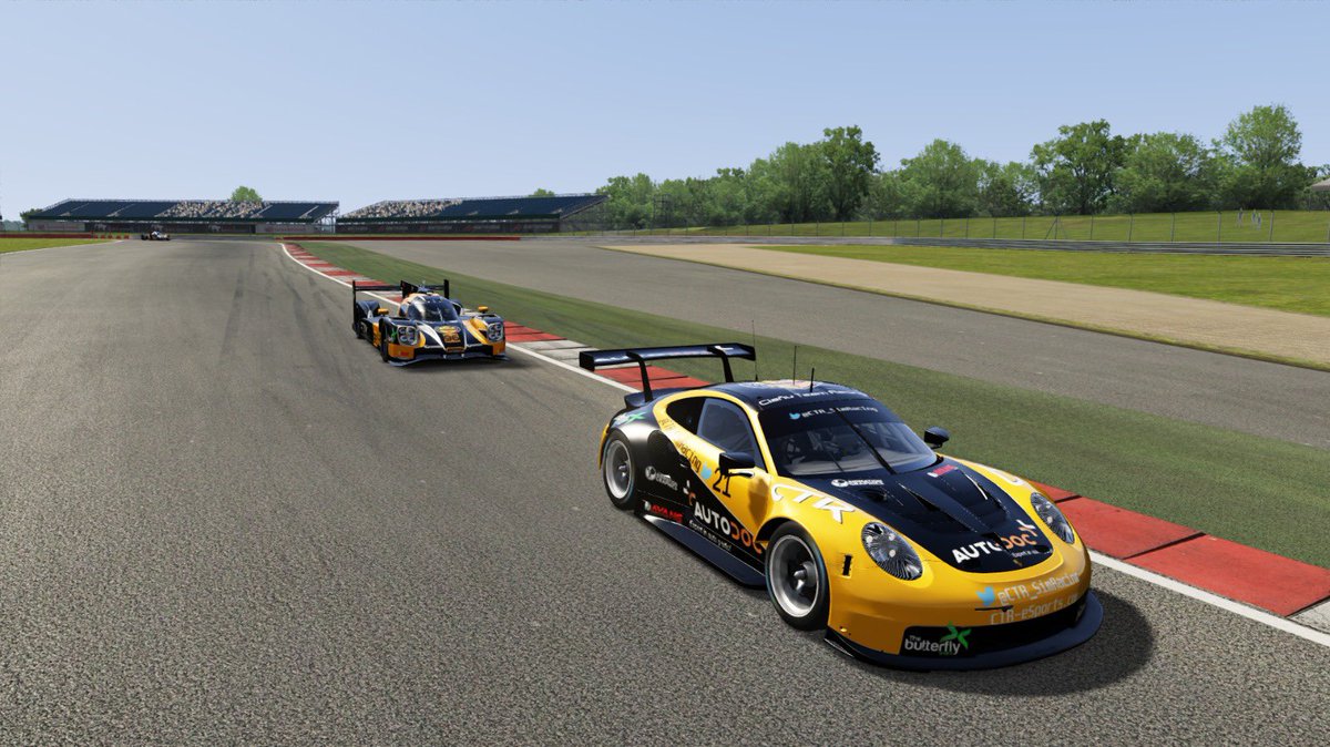 CTR_Esports's tweet photo. [#AssettoCorsa PC]

🇪🇸 Esta noche nos vamos hasta #Silverstone para disputar la próxima prueba del #SimuWec de @SimuRacer!

Categoría #LMP1 

🔸 @markelviota 
🔸 @Juantxo_Ovalle 
🔸 @EloyCabSerrano 
🔸 @MrPiston_ 

Categoría #GTE

🔸 @cortel86 

Quedan menos de 2h 😏 https://t.co/wmMsLkxbJh