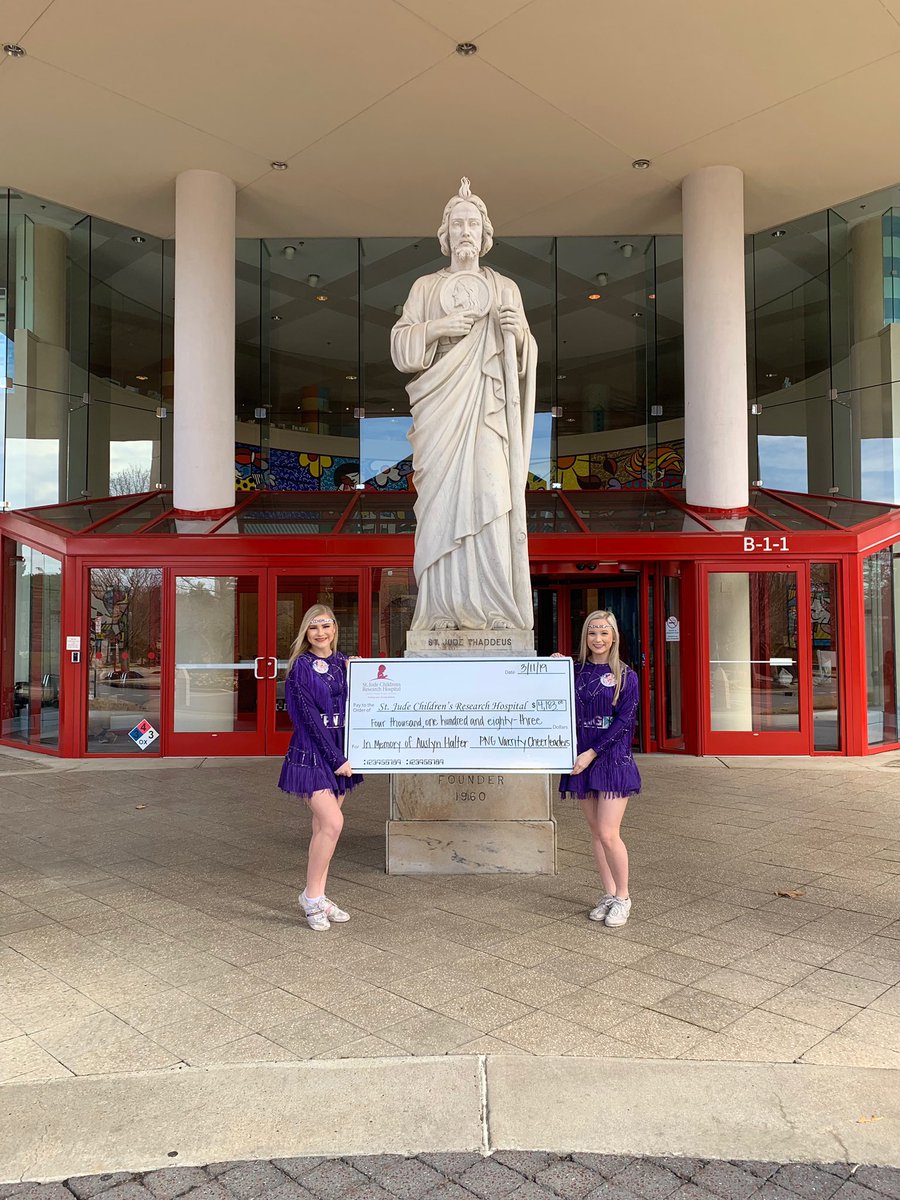jdeckert9's tweet photo. PNGHS Cheerleaders are giving Austyn Halter kind of Hope to find a cure with St. Jude’s Children’s Research Hospital to end Childhood Cancer! The Indians never stop believing! @kendallsocia @chloecannon123 #PNGproud https://t.co/unGXphh3iA