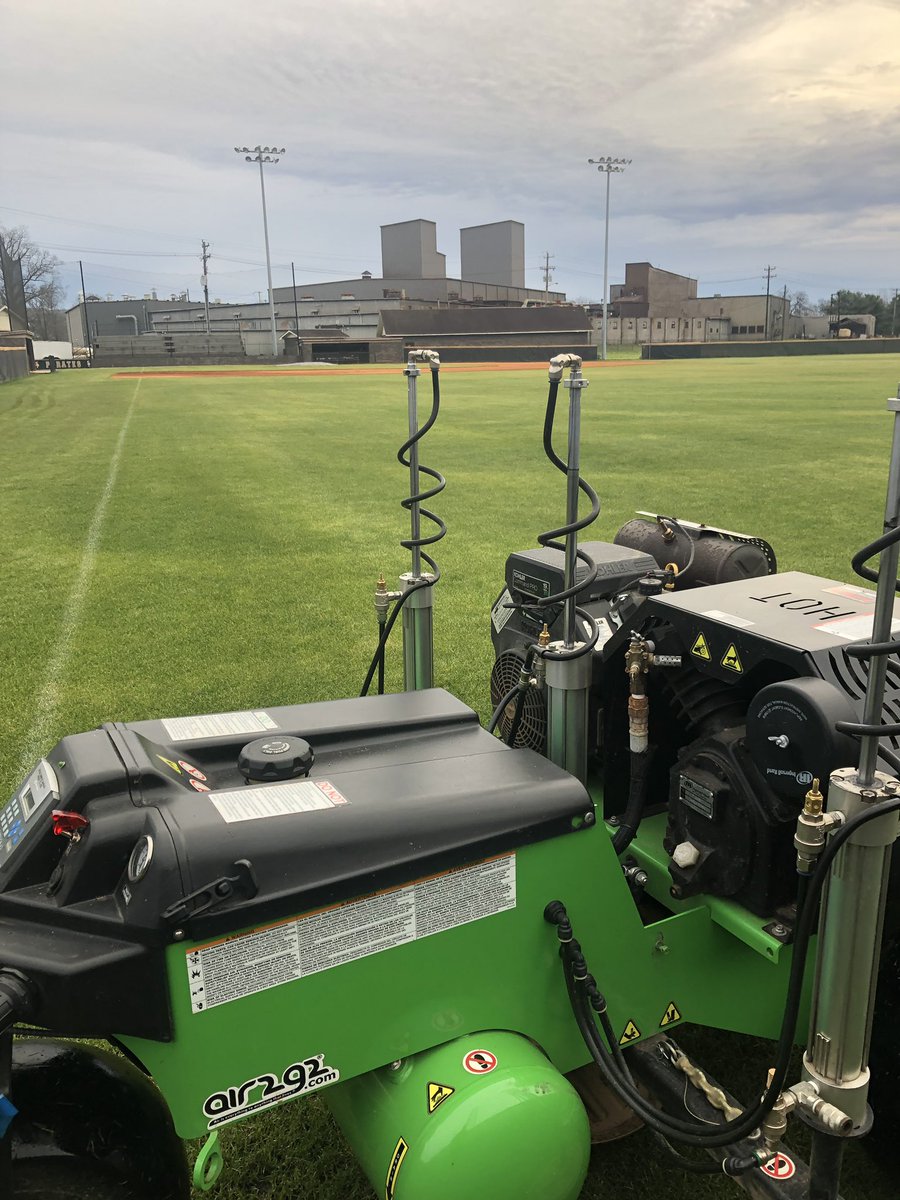 groproturf's tweet photo. Sunrise started off nice for a walk with the Air2G2. At the end as always, Mother Nature happened at South Pittsburgh HS. Season opener will happen eventually. #peoplehelpingpeople #feelslikeSeattle #stoprainingalready https://t.co/jXkpKQK4MO