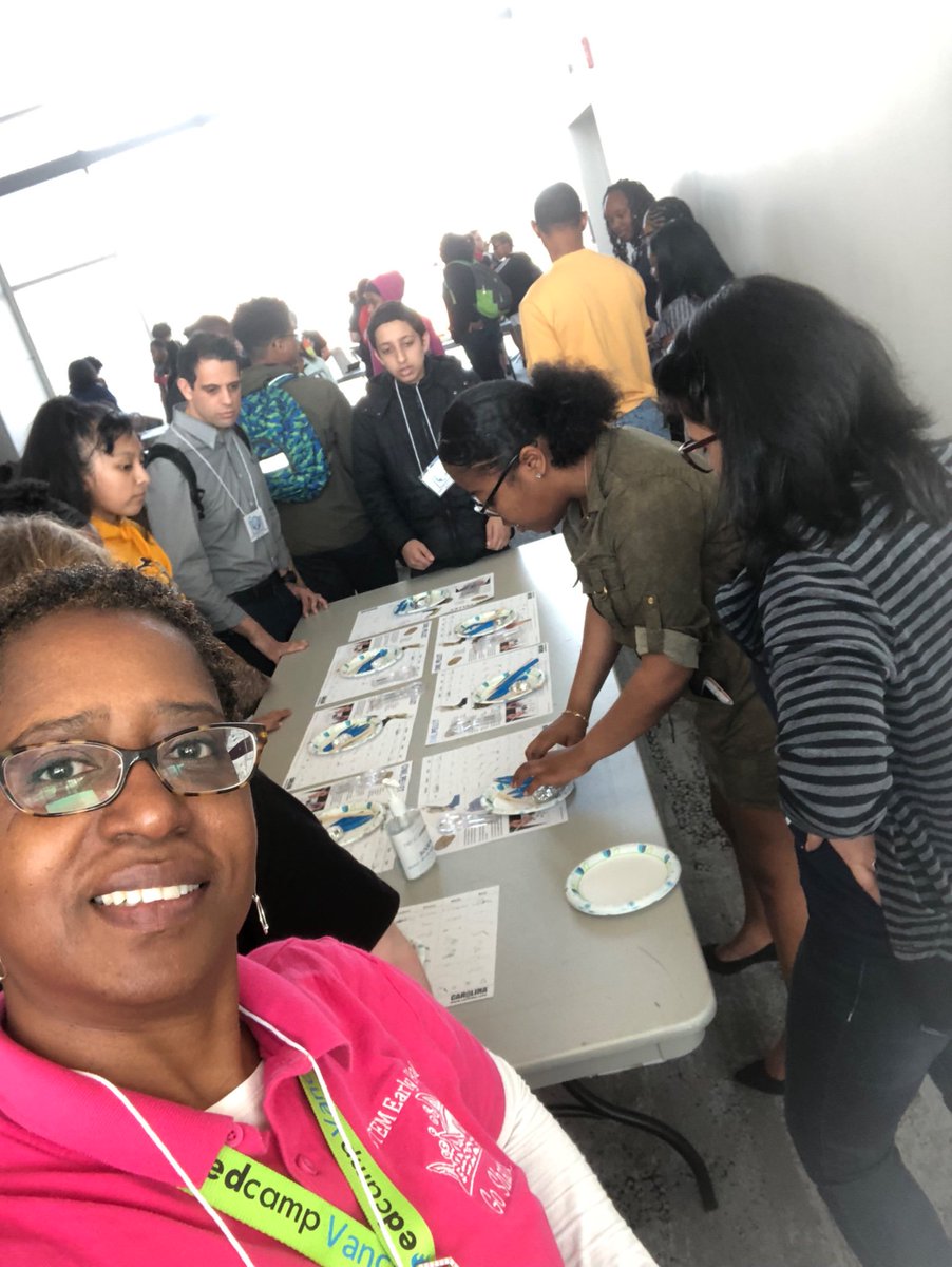 MHunter1964's tweet image. This is the STEM experience in full effect at N.C. A &amp;amp; T Young Scientists and Technologists Day! #stemsharksbyte #Stemulatingminds @StemEHS @SmoovKris