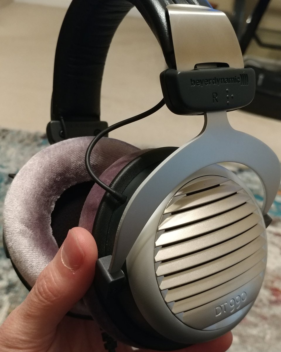 Approaching Andromeda (@approandro) on Twitter photo I can't believe how comfortable these cans are. Amazing sound quality, more importantly. <a href="/beyerdynamic/">beyerdynamic</a>
#musician #guitar #independentartist #musicproducer #electronicmusic #followme #music #raleigh #rock #idm #approandro #newmusic I can't believe how comfortable these cans are. Amazing sound quality, more importantly. <a href="/beyerdynamic/">beyerdynamic</a>
#musician #guitar #independentartist #musicproducer #electronicmusic #followme #music #raleigh #rock #idm #approandro #newmusic