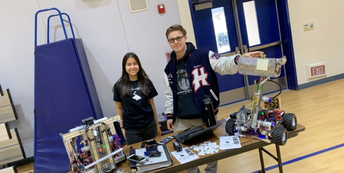 Erika_Tejeda_'s tweet image. Such a great visit to Mountain Shadows Middle school today. Welcoming the Class of 2023 is anyways a blast when you work alongside such amazing adults &amp;amp; students. #WeAreHeritage