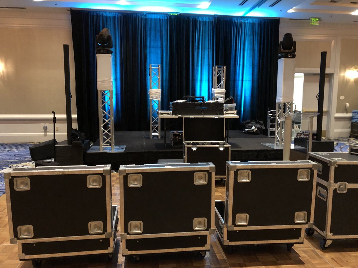 Ideal_Entertain's tweet image. Happy Monday! So many things in process. Just like this setup....   #behindthescenes #karray #elationlighting #staging #DJ #Djing #EventDJ #Eventprofessionals #Uplighting #SeattleWaterfrontMarriott