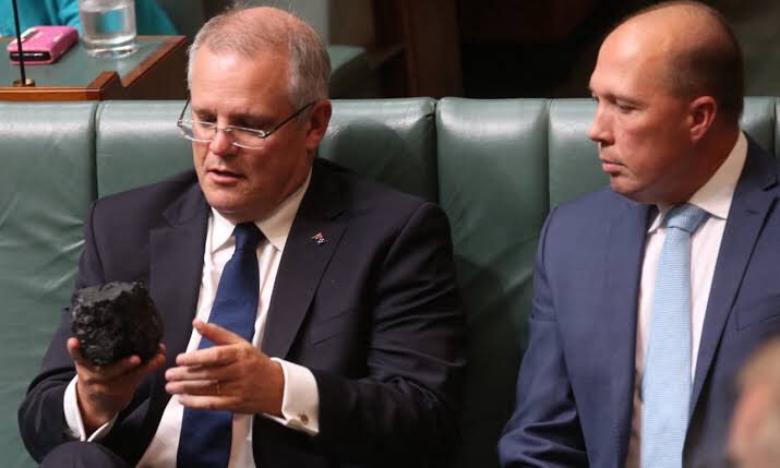 TimWattsMP's tweet image. If the Libs and Nats divorce, who gets custody of the pet rocks? #Libsplit #Joh4Canberra2 #ThisIsCoalDontBeAfraid