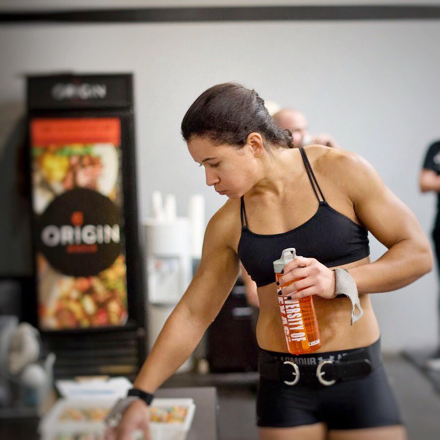 Monday? More like 👊MON-SLAY, because it's pick-up day!⁣
⁣Start the week of with a fresh start with our 3 Day pick-up. Place your order for next week's goodies via link in bio. New menu up! ⁣
⁣#mealdelivery #personalizednutrition #mealpreplife #mealprepservice