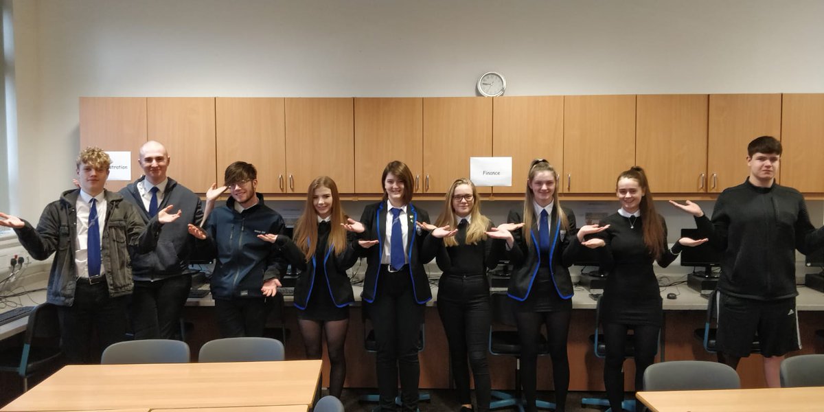 Great to see our young people striking a pose in support of #InternationalWomenDay2019 #BalanceforBetter pic.x.com/d7ohckdlmf
