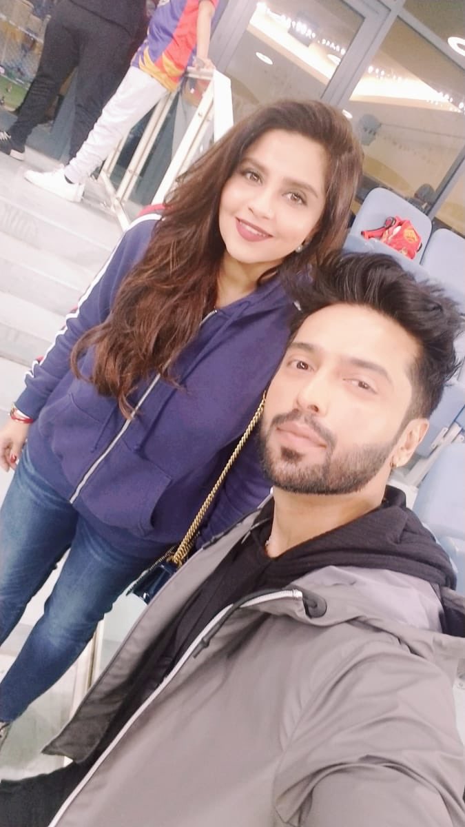 fahadmustafa26's tweet image. @BigBangEnt2 &amp;amp; #nextlevelproductions Main aur @sanashahnawazz Young producers we are 😎