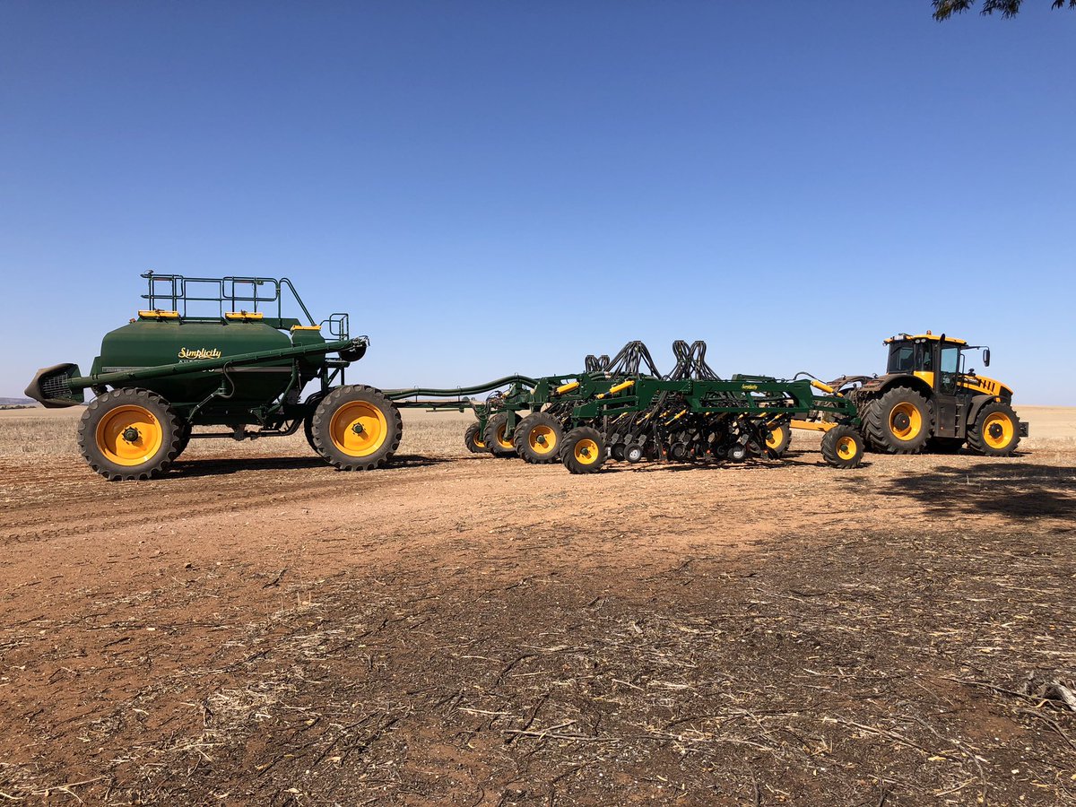 soph_burt's tweet photo. A MASSIVE! thank you for the guys from @simplicityaus for coming out today for the Road Show Demo!
It was well worth a look, they were able to teach us so much in such a short amount of time!
#rockyriverag #simplicityaus https://t.co/6KBb3p3QUw