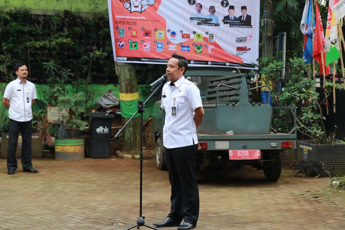 KecBojongloakal's tweet photo. Apel Rutin Selasa Sebelum Bekerja tingkat Kecamatan, ASN, IT, Petugas Pelayanan dan Satpol PP, @ekataofik @willyudia @OdedMD @kangyanamulyana @HumasBdg @pembdg @bkppkotabandung https://t.co/A8go9GU98F