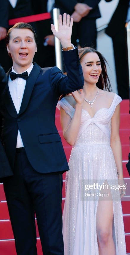 Happy Birthday! Lily Collins!!!     