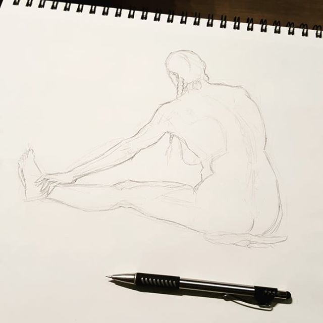 artofbudmcleod's tweet photo. FIGUREing it out 🤓
.
.
.
#drawing #figure #figuredrawing #illustration #sketch #study #practice #pencil #graphite #line #shape #pose #mcad #mcadfiguredrawingcoop #minneapolisart #twincitiesart #mplsart #twitter #keepgoing #instart #instartist #mnart https://t.co/AEF5eKbTNt https://t.co/LtIGKroxwQ