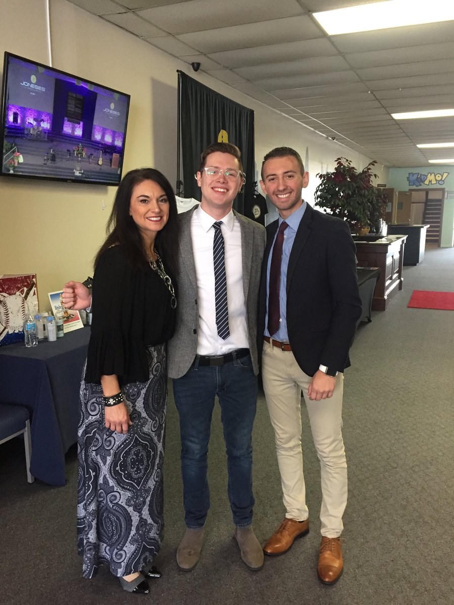 JonesMusic1's tweet photo. It was a pleasure to be with Daniel and his family at Lighthouse Ministries in Columbus, OH yesterday morning! We love and appreciate you all!!! https://t.co/h3yRwA2Kck