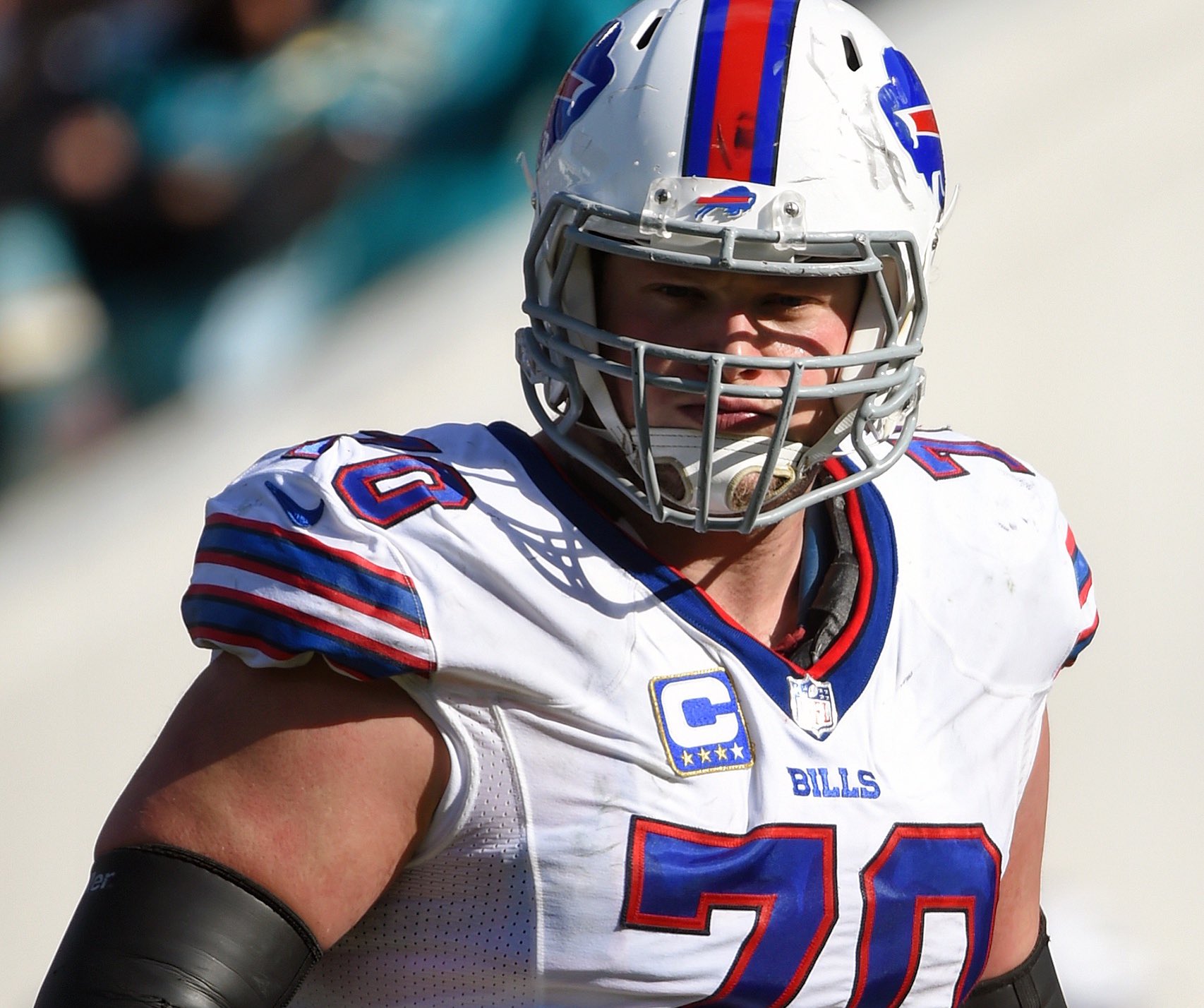 Happy Birthday to former captain and Pro Bowl Center, Bills Legend, Eric Wood! 