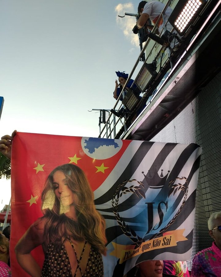 Pathvelloso's tweet photo. FC amor que não sai- SP foi te amar e ano que vem amaremos de novo♥️♥️♥️ @ivetesangalo você é a melhor pessoa da vida! https://t.co/uwTrpAAxz9