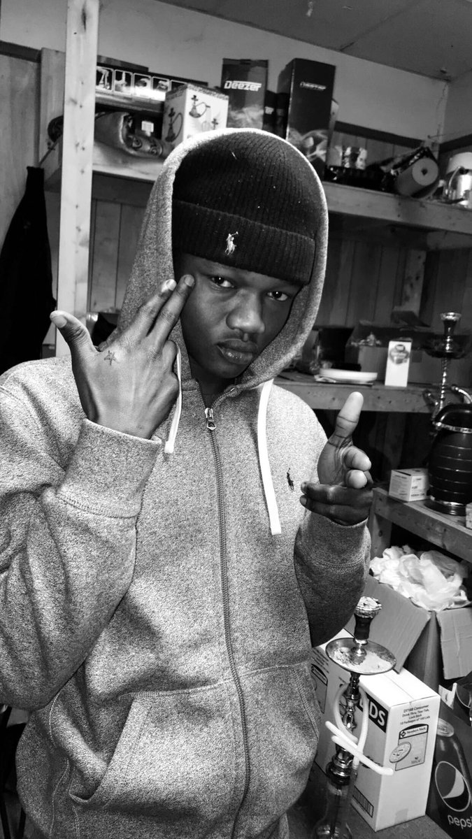 princeofsudan_'s tweet photo. You say you don’t like me ?!👹 ont like me neither . Lol #dosum https://t.co/hrIrkPvcbG