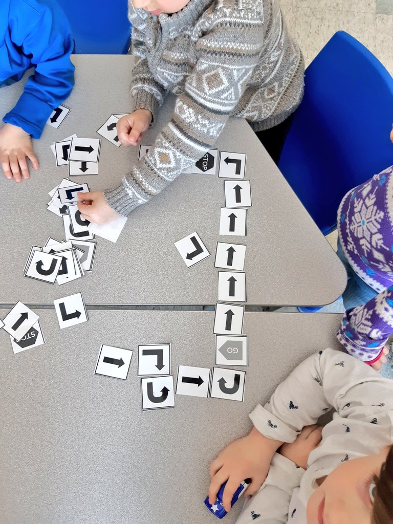 ostrom_ms's tweet image. Ss used these #CleverMonkey coding symbols to make a track for their trucks. "This says go! Let's put it at the start." #kocsb #earlycoding #learningtogether #learningthroughplay @StIsidoreOCSB