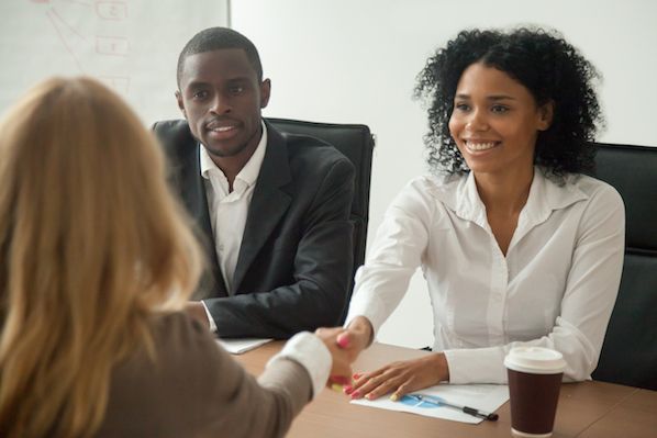 Technoledge1's tweet photo. The Sales Manager Job Description Template That Will Help You Find the Perfect Candidate #salesmanager #salesenablement #sales https://t.co/3EjRRVo91g https://t.co/yH6rT0xT62