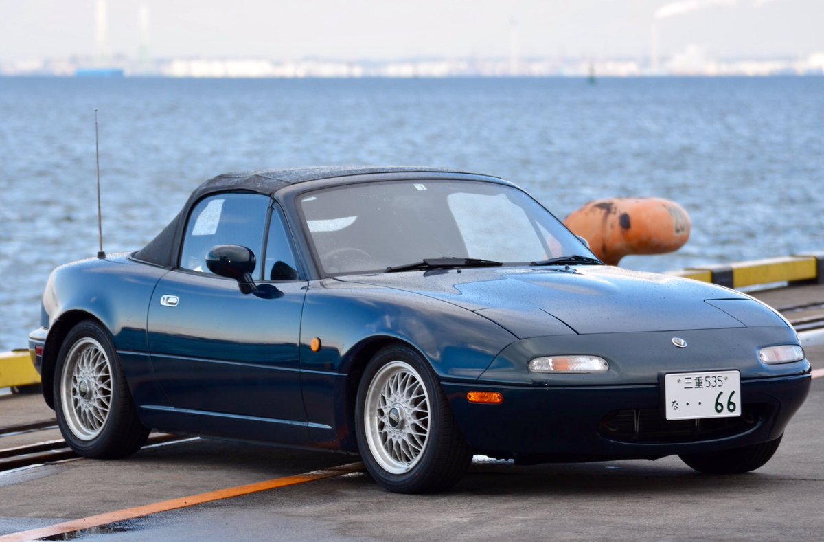 今月初めにロードスター乗りになったのでツイッター始めてみました