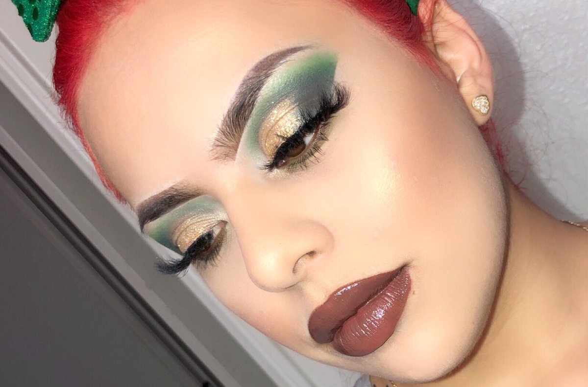 silvadominique9's tweet photo. Do you feel lucky? π well , do ya , Punk! π
#bhcosmetics #anastasiabeverlyhills #citycolorcosmetics #toofaced #doseofcolors #wetnwild #takemebacktobrazilpalette #hiddentreasurepalette #betterthansex #airspunpowder #lyssalashes #undiscovered_muas #makeupgang #norvina #TheList https://t.co/PCOudbbvWT
