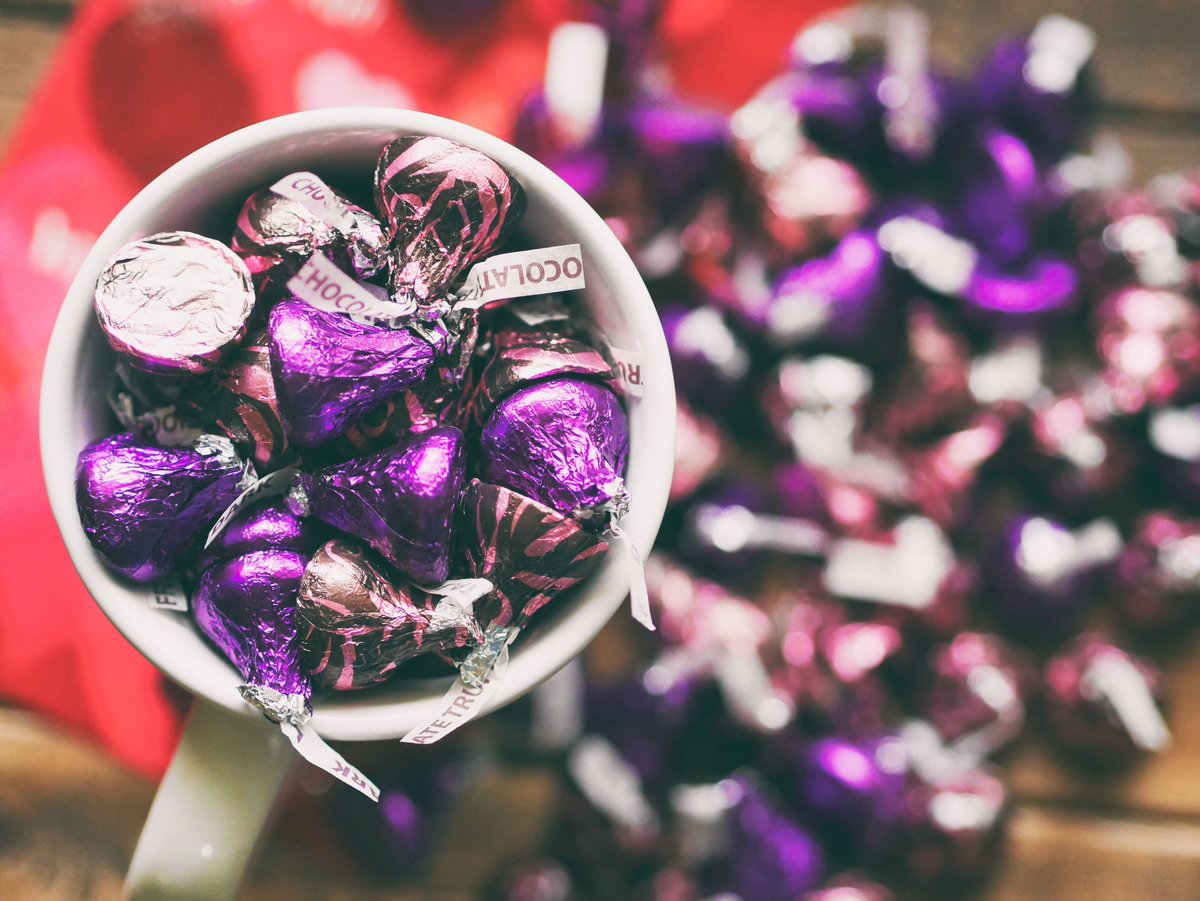 Toni_Newman's tweet photo. What is it that Amazon has, Upworthy socializes, and Blackberry thought they had for years? Click and read more to learn what YOU need to do to drive growth in your business!
Here's a hint... IT's SWEET!
#CX #Dare2bDifferent #Innovate2Differentiate #InnovativeCX https://t.co/mEgzwQgfdb