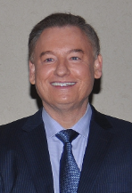 The APDR is proud to recognize Janet E. Bailey, MD and the late Mark R. Robbin, MD with the 2019 APDR Achievement Award. The award is given annually to individuals who have made significant contributions in radiology or performed outstanding service to the organization. #AUR19