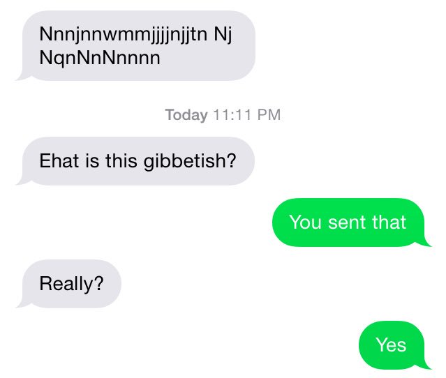 carmenndioxide's tweet photo. Today is my dad’s birthday &amp; to celebrate, here’s a thread of funny texts he’s sent me: https://t.co/8cEOKFyQw5