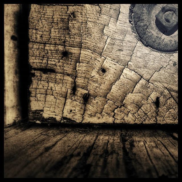 campmurphy's tweet photo. elephant .
. .
.
.
..
. .
.
#photography #photocamp #monochrome #contrast #toned #dark #texture #blackandwhite #shadow #structure #abstractart #abstractphotography #doubleexpsure #abstraction #highcontrast #minimal #worn #wood #multipleexposure #composit… https://t.co/NHfgYzen3P https://t.co/O3FAelVoAO