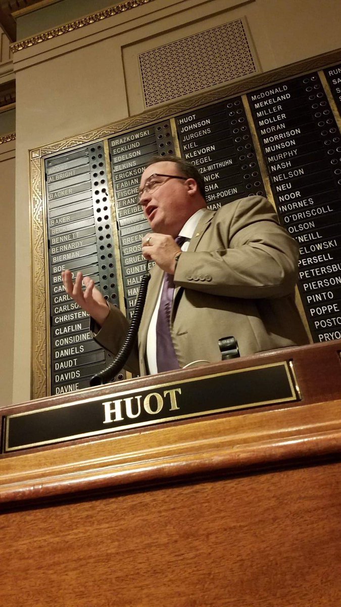 huotforhouse's tweet photo. The opioid crisis continues to cause tragedies through our state. Distracted driving continues to be a tragedy on Minnesota roads. We need to make our schools and their employees whole from our bad winter. Tonight we vote to help all .#MovingMinnesotaForward https://t.co/aIw66NwcAk