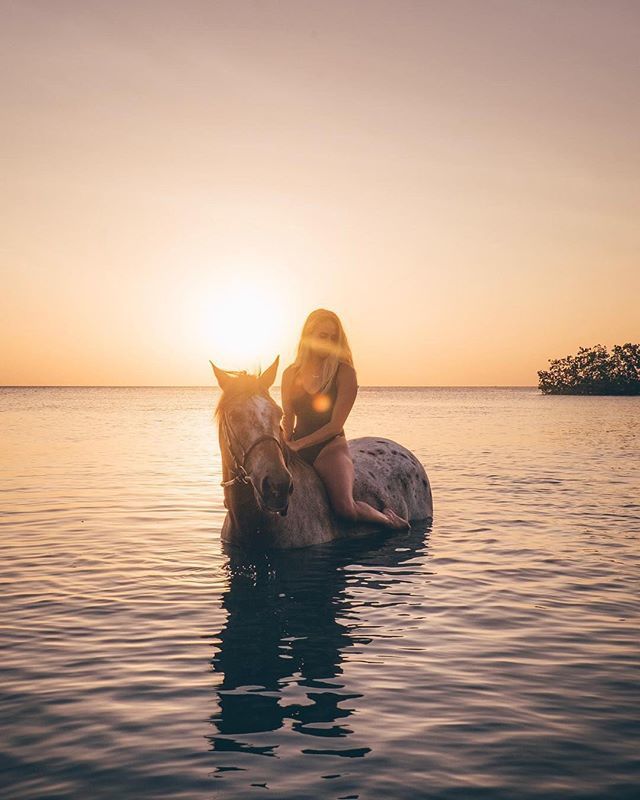 Horse Riding in Zanzibar
📷 by <a href="/palomafts/">Paloma Fts</a>
#HereIsTanzania