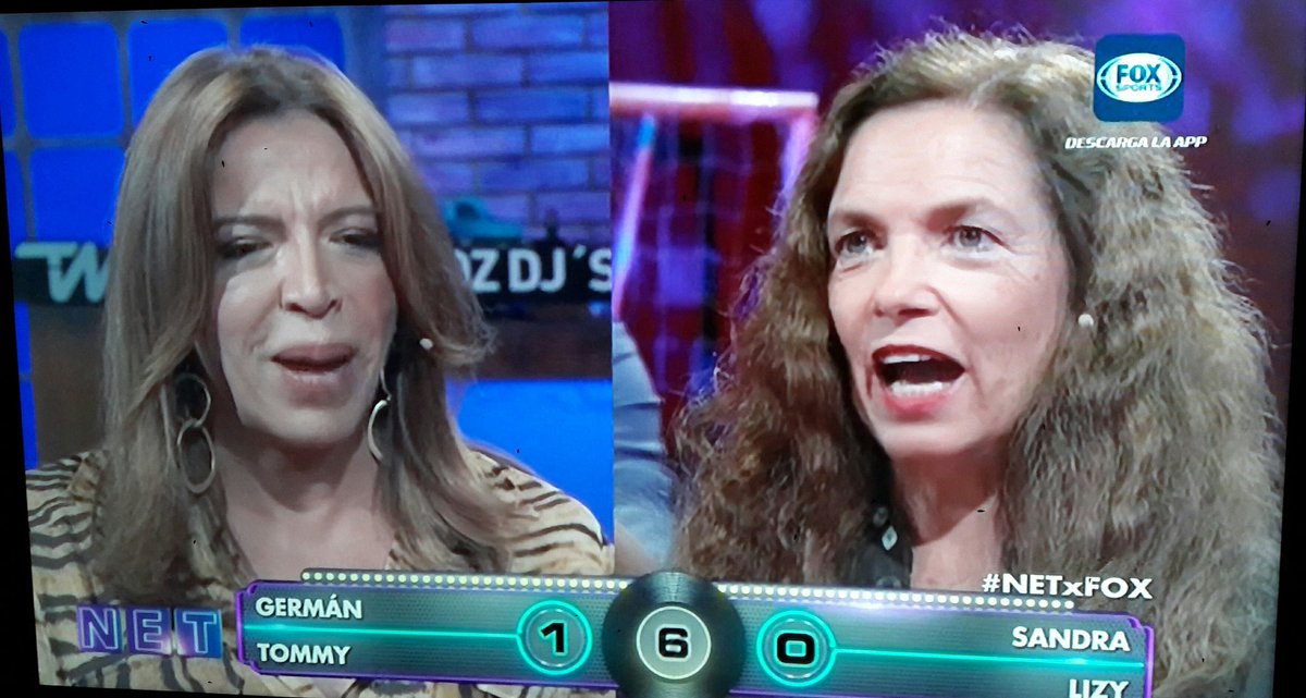 Vero27abril's tweet image. Genias @sanmihanovich y @lizytagliani en #NetxFox 👏👏