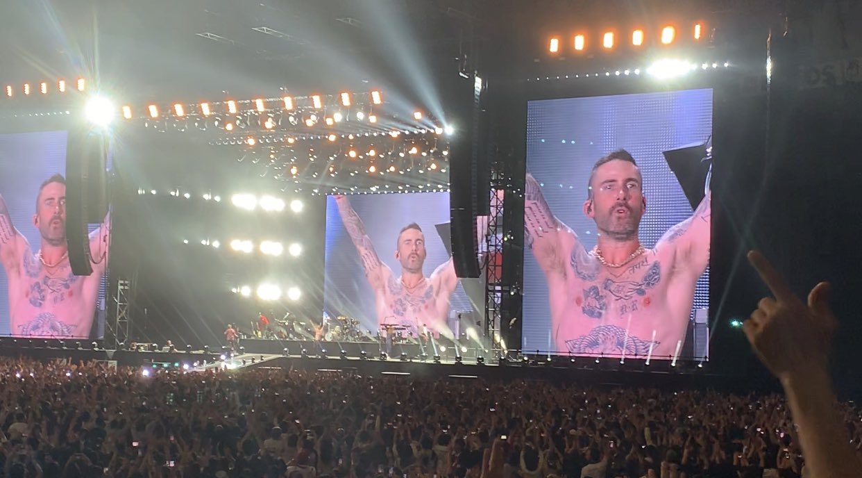 ট ইট র Yoship3m マルーン5 アダム レヴィーンが歌手役で出演した映画 はじまりのうた のソロ名義作 ロスト スターズ をギタリストと2人でアンプラグド風に演り そのまま シー ウィル ビー ラヴド に繋げ 最後はフルバンドに