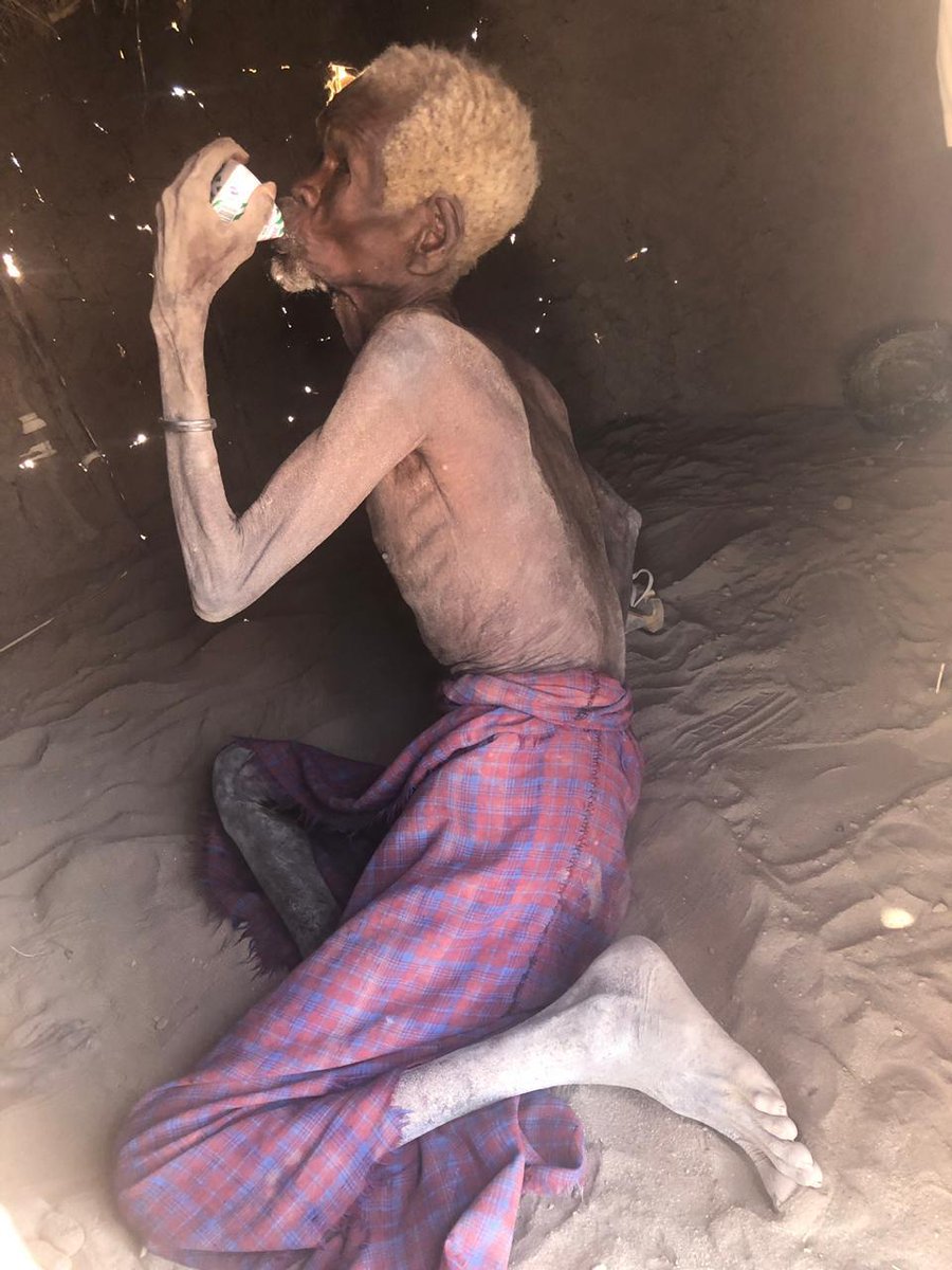 Several people have reportedly died of hunger-related complications in Tiaty, Baringo County, while thousands of others face starvation as the ongoing drought takes its toll.
#WeCannotIgnore