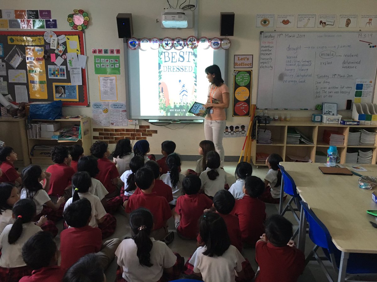 Today, we had the pleasure of Miss Soo Sian Lim, an author, to read her book #BestDressed to the children who were extremely engaged 😍 thank you Miss Lim ! #bookweek #HIS_learning