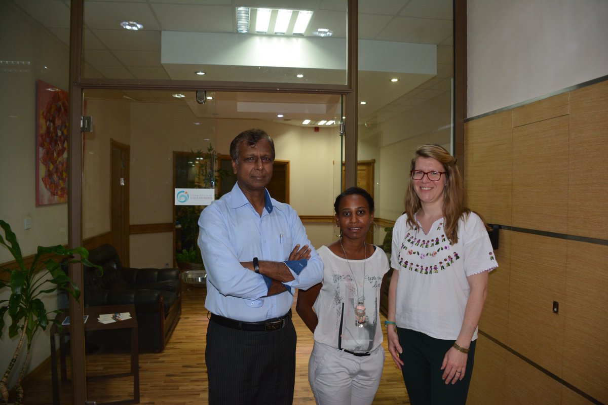 MASE_programme's tweet photo. Welcomed A/Professor @Kate_let, director of @CSASPOxford fr @OSGAOxford @UniofOxford in @commission_coi hdquarters to discuss #martime #security in the #ESAIO region @RMIFCenter @RCOC_Center @CGPCS_platform @pascalinealexa @rajmohabeer1 @TianaHarivelo @UNODC_MCP https://t.co/ZvfLlls6RI