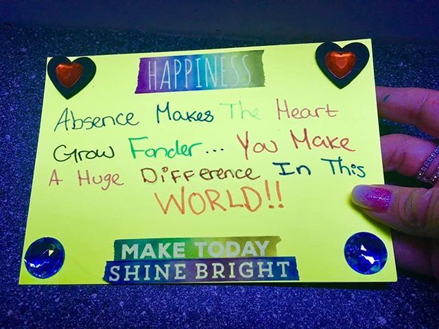LL2Strangers's tweet image. You do. You really do. 💜💜💜💜 #loveletters2strangers #kindness #yegkindness #bekind #messagesofhope #edmonton #justwhatineeded #yeg #780 #pif #handmade #withlove #payitforward #ll2s #loveletters ift.tt/2Y4QdvI