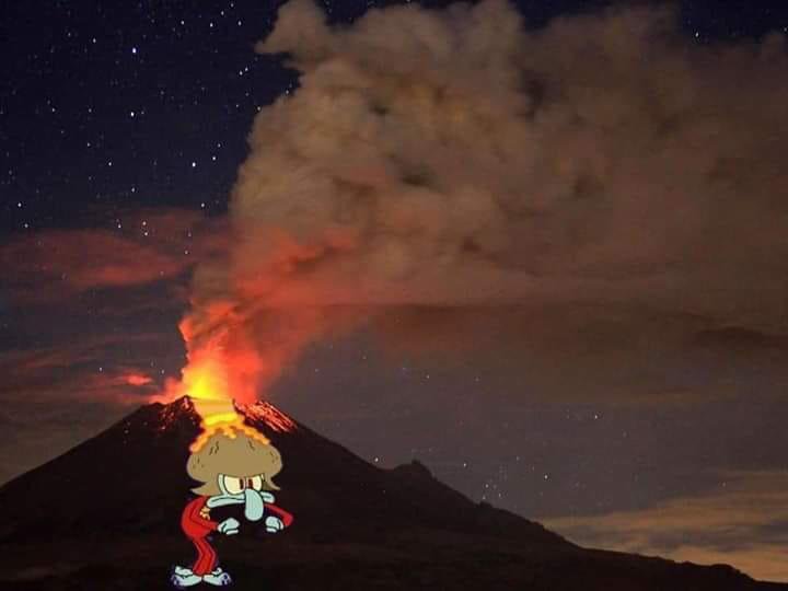 AreliuxHashiba's tweet photo. MÉXICO NUNCA TE TOMAS NADA EN SERIO 😂😂😂 #Popocatépetl https://t.co/8AI0KKeKgH