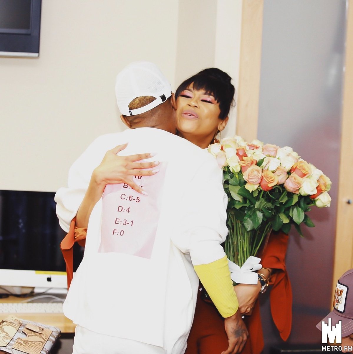 METROFMSA's tweet image. Love is In the air @somizi and @bonang_m #freshbreakfast