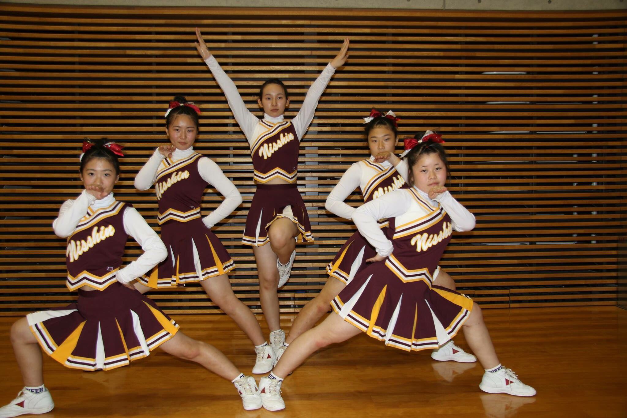 チア部 Twitter 春から高梁日新高校に入学される皆さん、在学中の皆さんこんにちは(*ˊᵕˋ*)੭ ੈ 私たちはチア リーディング部 「WEED SPIRITS」です!!🌱🔥 個性豊かな2年生5人で、部活動の応援、イベント、大会、他スポーツの応援を主に頑張ってい  ...