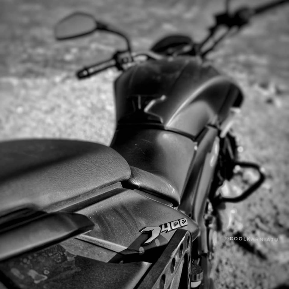 ajinkyacoolkarn's tweet photo. It is not just a machine, it's an emotion #bikeride #dominar400 #mahabaleshwar #panchgani #speed #notjustamachine #travel #travelphotography #punediaries #things2doinpune https://t.co/TIoXqSv0pL
