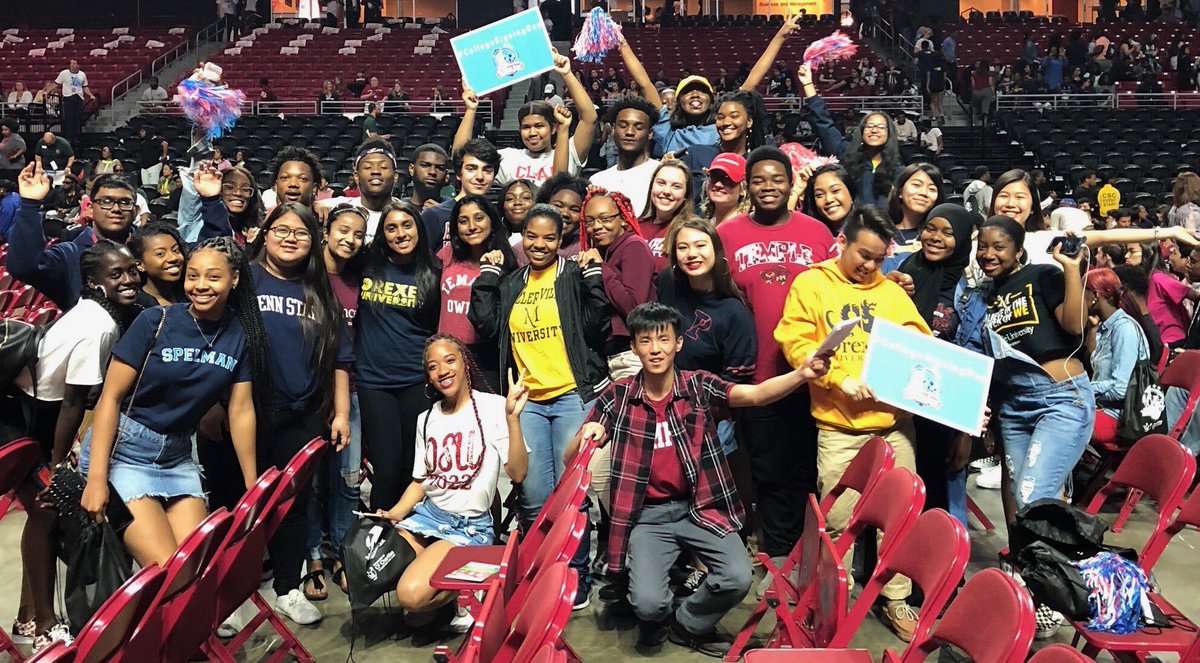 BetterMakeRoom's tweet image. Celebrating #CollegeSigningDay this year? 🎉🎓

Tell us all about it: BetterMakeRoom.org/collegesigning…