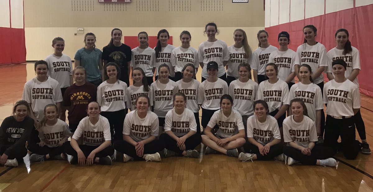 LSHSsoftball_'s tweet photo. Working hard and taking names!! These athletes gave it their all! #dayoneinthebooks https://t.co/44VvTHa6UG