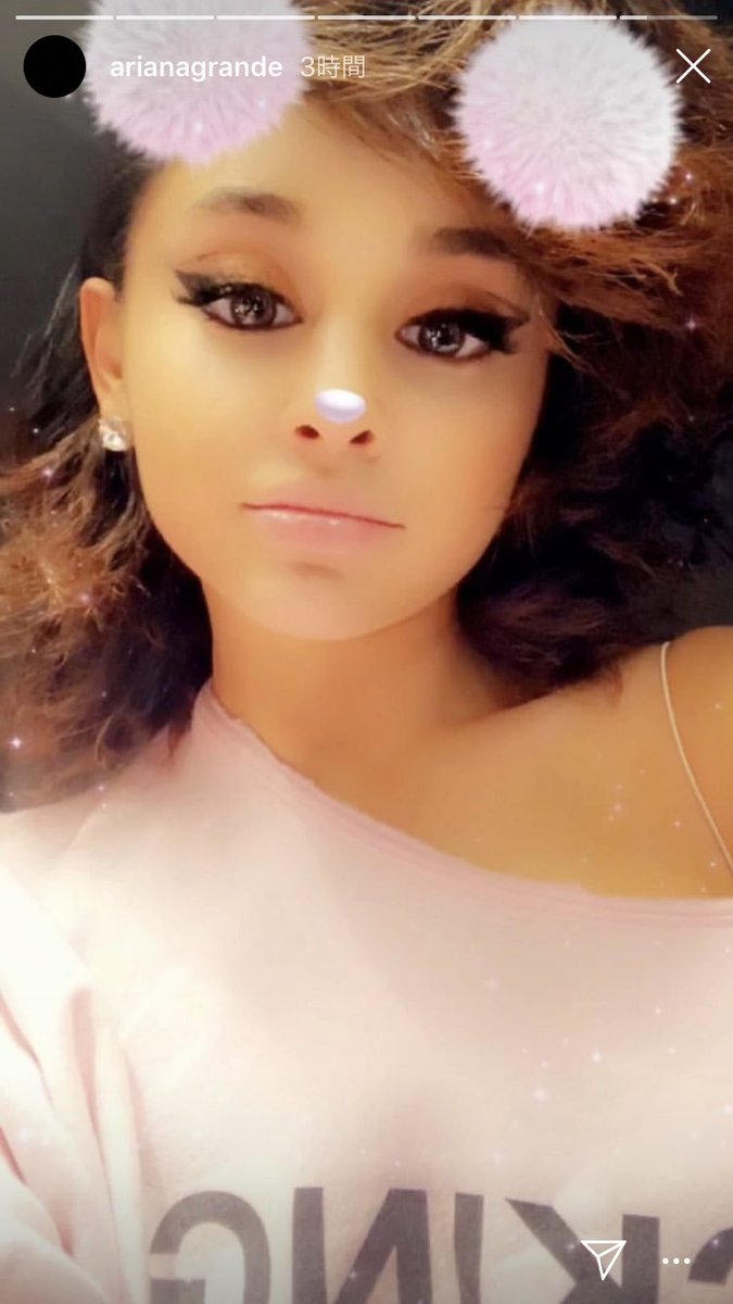 アリアナ グランデ Jp公式 アリアナがinstagramストーリーにトレードマークのポニーテールのウィッグを取った地毛の動画を投稿 カールヘアーのミディアムスタイルが最高にキュート 動画はリンク先でチェック T Co Jkrh1e5okq アリアナ