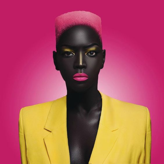 Breakthrum's tweet photo. Don't be afraid to be BOLD. We were all born to be different. Embrace it. #uplift #motivate #empower https://t.co/X6OBYys0EJ