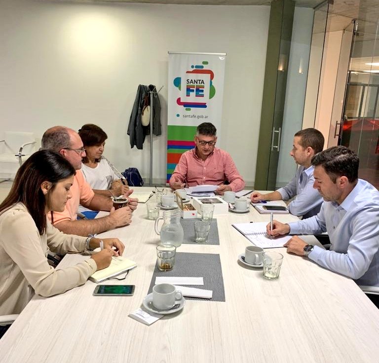 SantaFeGlobal's tweet photo. 📣#Hoy Reunión de planificación de actividades de comercio exterior @RegionCentroOf + Mendoza! https://t.co/sF92ICssqe