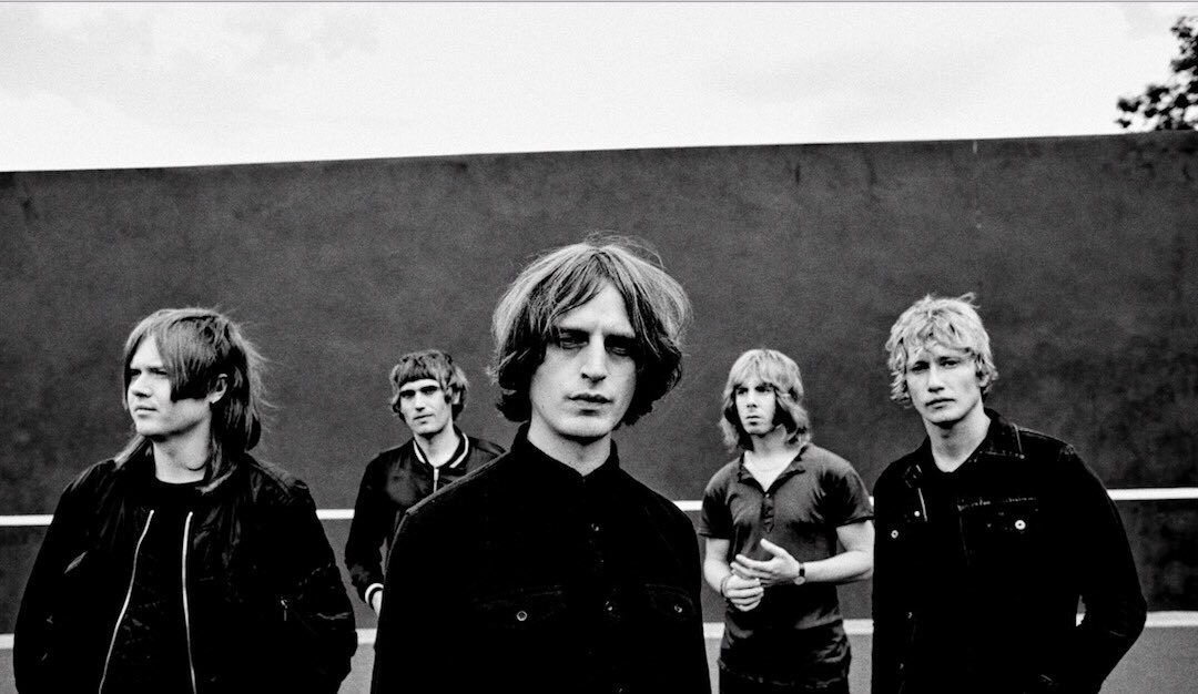 scannerfm's tweet photo. @thebandTOY llegan este viernes 15 de marzo a la sala @SIDECARbcn de #Barcelona para presentar su último álbum “Happy In The Hollow”, que salió a la venta el pasado mes de enero.
+ INFO y 🎟 (15,80 €) en scannerFM 👇🏻
https://t.co/2287EpNdyL
#TOY #TOYband https://t.co/GPT73Sg9kf