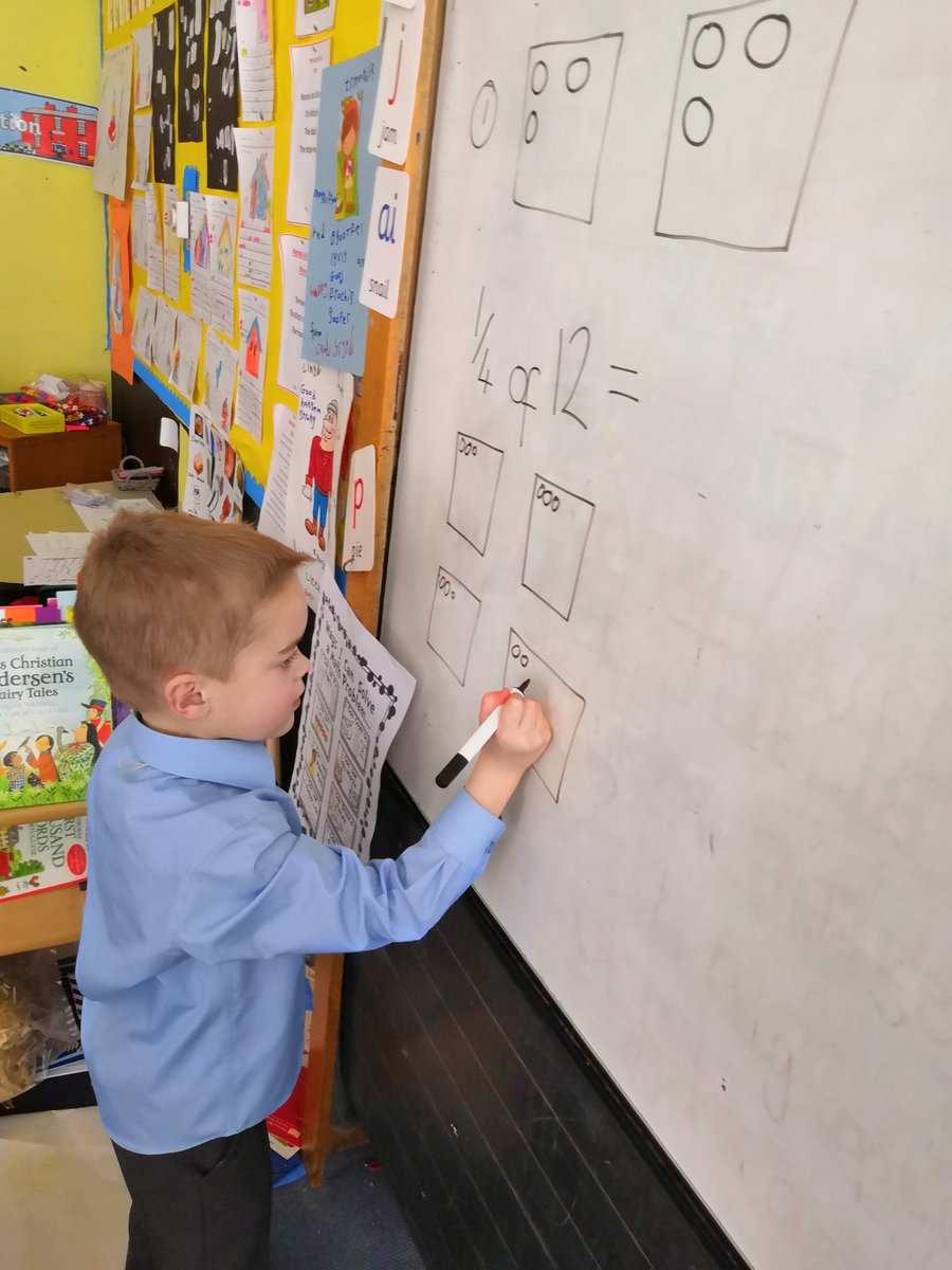OLRprimary's tweet image. In p1c we have been learning to share between 2 and we are doing so well with it! Today we learned the 'qu' sound and began to discuss quarters and that led us to start sharing between 4. We were awesome at it. #maths #drawitout #strategies #trickyconcepts #growthmindset