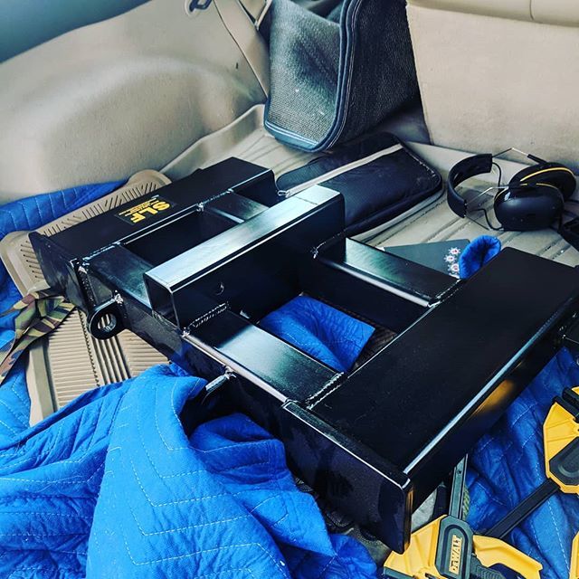 robertmasek's tweet photo. Who can tell what this is? https://t.co/Y5JF7pkTJn https://t.co/t8Ta9OJeOi