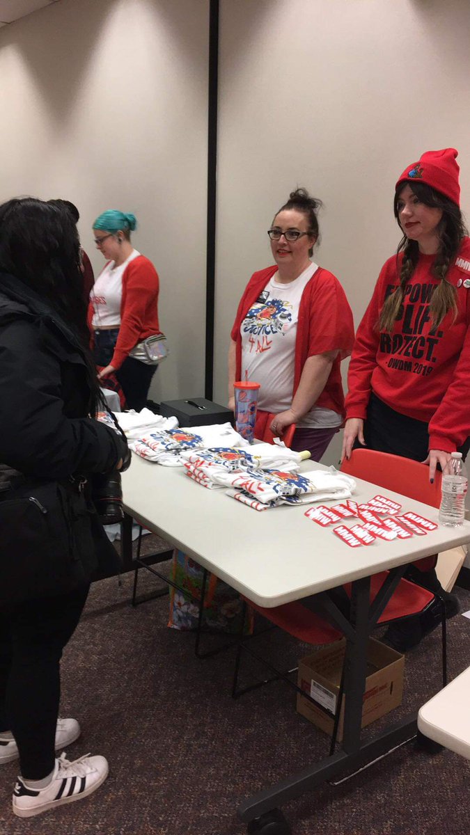 OMAWomensMarch's tweet photo. Special shootout to our volunteers who organized this year's Omaha Women's Day March and our walk in participants who jumped into action! May you continue to #smashthepatriarchy year round! #OWDM2019 #EmpowerUpliftProtect #OmahaWomensDayMarch #MarchadelDiadeLasMujeres https://t.co/r8FwP83ASw