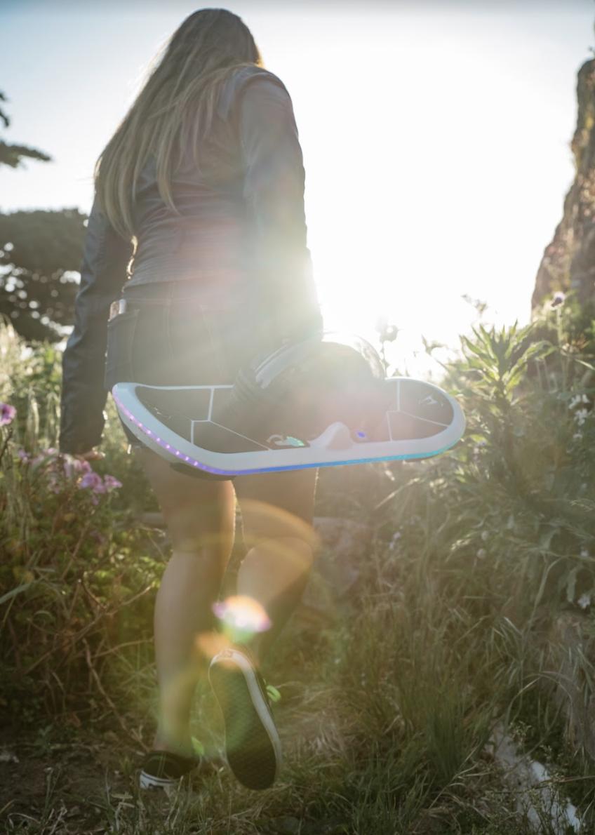 realhoverboard's tweet photo. You are exactly where you need to be...with your Geoblade. https://t.co/vbKkeZv3yY #surfonland #ridetheexperience https://t.co/4BNd8wPVsh